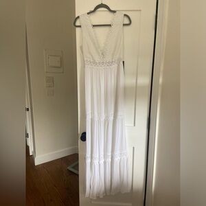 NWT Bebe white maxi v neck dress